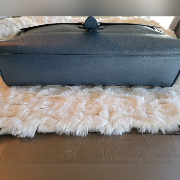 Coach Hudson Navy Blue Leather Messenger Bag With Adjustable Strap - Picture 11 of 16